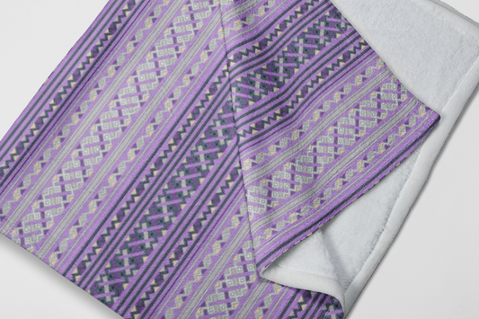 Hmong Leeg Fleece Blanket - Purple